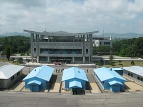 la zona demilitarizzata al confine tra le due coree